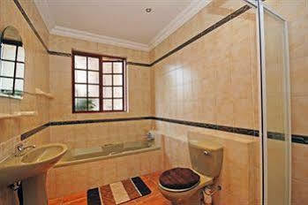 354 On York Avenue 호텔 Randburg 외부 사진